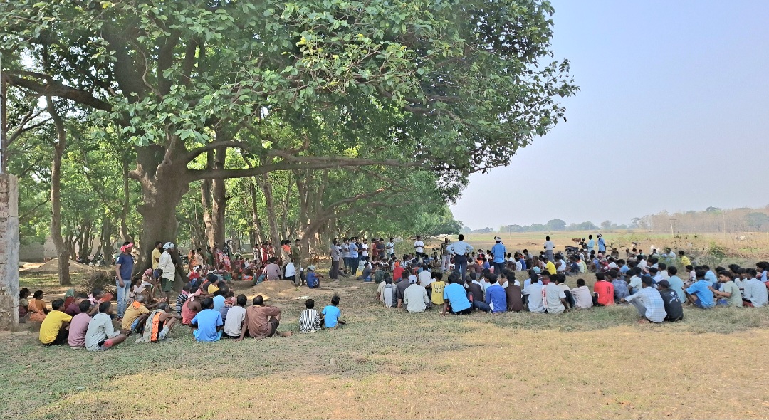 घुंसुली में मशरूम फैक्ट्री के खिलाफ ग्रामीणों का विरोध, गैस और कचरा डंपिंग को लेकर जताई नाराजगी