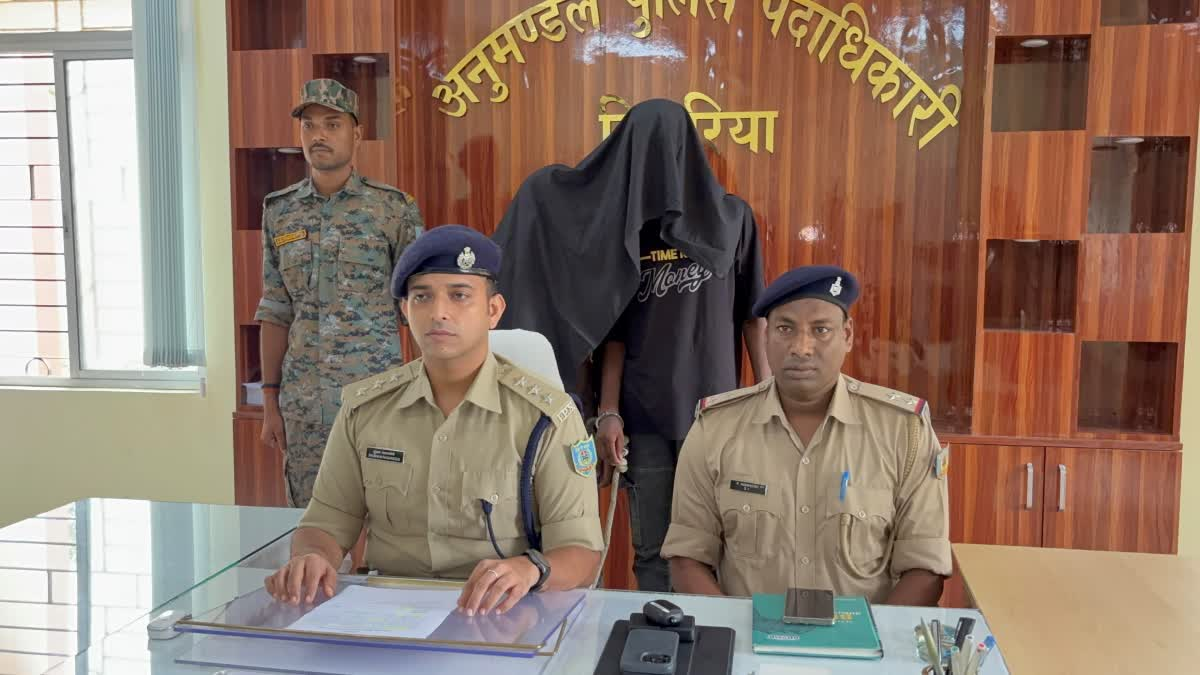 चतरा में अफीम तस्करी पर पुलिस की बड़ी कार्रवाई, 709 ग्राम अफीम के साथ दो तस्कर गिरफ्तार