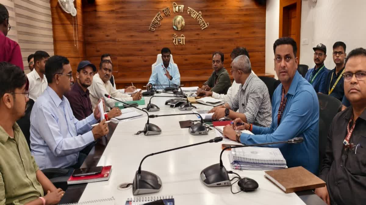 रांची के प्रमुख मंदिरों के विकास कार्यों में तेजी लाने के निर्देश, गुणवत्ता से समझौता नहीं: डीसी