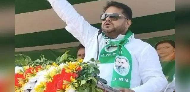 गढ़वा में झामुमो में बढ़ा सियासी घमासान, दीपक प्रताप देव को कारण बताओ नोटिस