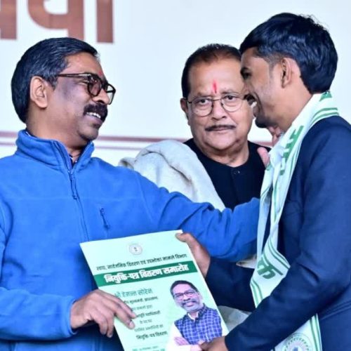 CM Hemant Soren ने JSSC CGL-2023 के 1,927 चयनित अभ्यर्थियों को सौंपे नियुक्ति पत्र, मोरहाबादी मैदान बना ऐतिहासिक गवाह