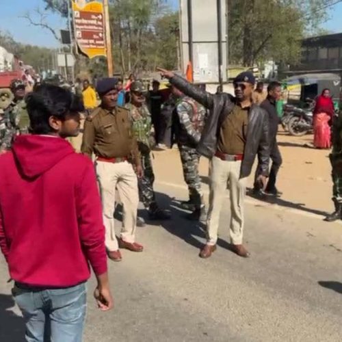 पड़हा राजा सोमा मुंडा की हत्या के खिलाफ उबाल: खूंटी बंद का व्यापक असर, चेंबर ऑफ कॉमर्स का समर्थन
