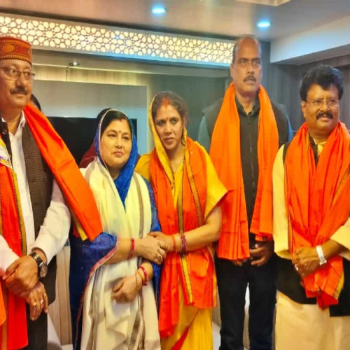 जुगसलाई निकाय चुनाव: नूतन सिंह ने लिया नामांकन वापस, भाजपा समर्थित प्रत्याशी रिंकू सिंह को मिला समर्थन