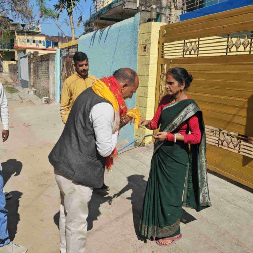 एक उम्मीदवार ऐसा भी: सहयोग राशि से चुनाव लड़ रहे हजारीबाग के मेयर प्रत्याशी, अब तक 1.11 लाख रुपये का मिला जनसहयोग