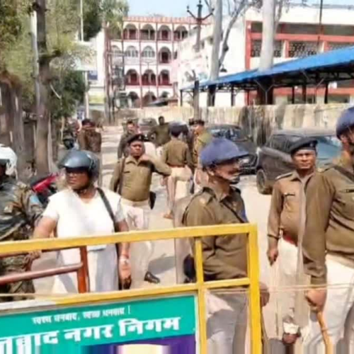 धनबाद कोर्ट को बम से उड़ाने की धमकी, प्रशासन ने परिसर खाली कराया; सुरक्षा बढ़ाई, जांच जारी