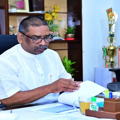 सुप्रीम कोर्ट से हेमंत सोरेन को बड़ी राहत: ईडी की कार्रवाई पर रोक, जस्टिस सूर्यकांत की सख्त टिप्पणी