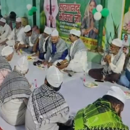 रांची में राजद कार्यालय में दावत-ए-इफ्तार का आयोजन, मंत्री-विधायक और कार्यकर्ता हुए शामिल; अमन-चैन और भाईचारे की मांगी दुआ