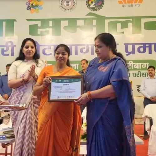 हजारीबाग में मुखिया उन्मुखीकरण कार्यशाला: 7 जिलों से 1400 प्रतिनिधियों की भागीदारी, पंचायत विकास के लिए 165 करोड़ की घोषणा