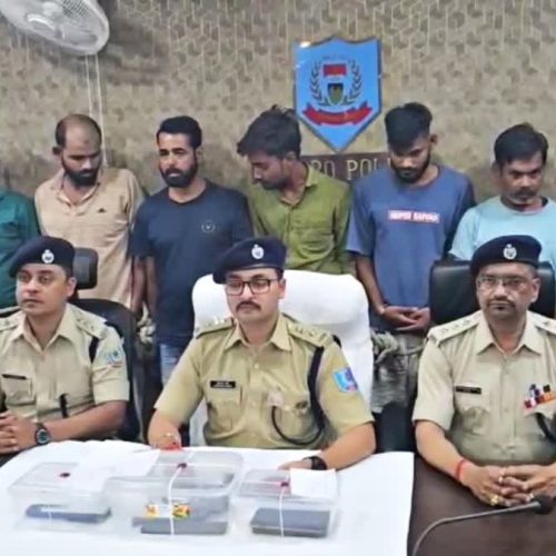 बोकारो में गैंगस्टर के नाम पर रंगदारी मांगने वाले गिरोह का पर्दाफाश, सात गिरफ्तार