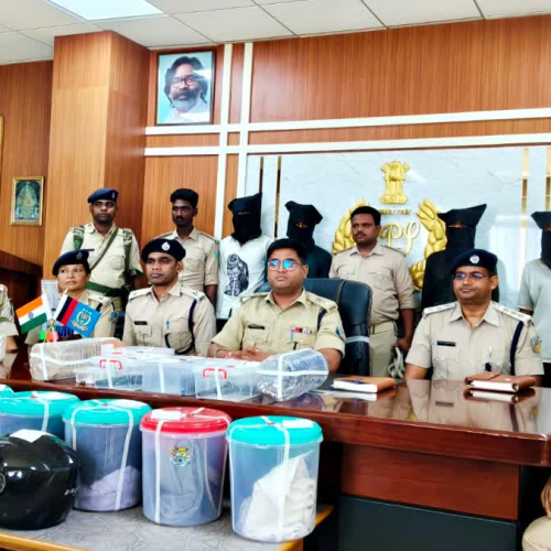 गोड्डा में संगठित अपराधी गिरोह का पर्दाफाश: हत्या, अपहरण और रंगदारी में शामिल 4 आरोपी हथियार समेत गिरफ्तार