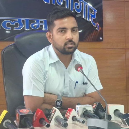 हर बुधवार ‘जन समाधान दिवस’ से बदलेगा प्रशासनिक ढांचा: पलामू डीसी दिलीप प्रताप सिंह शेखावत का बड़ा फैसला, जनता की समस्याओं का होगा त्वरित निपटारा