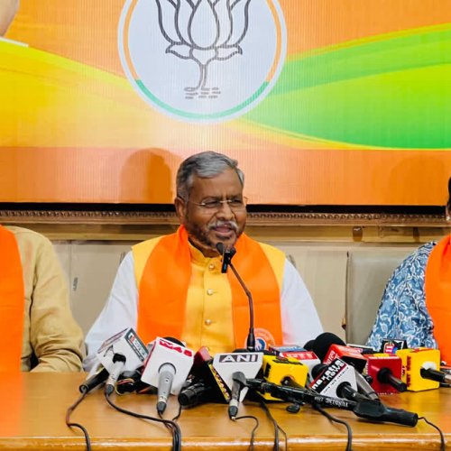 नारी वंदन अधिनियम पर सियासत तेज: बाबूलाल मरांडी ने CM से विशेष सत्र बुलाने की अपील की