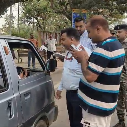 रांची में ओवरलोड स्कूल वाहनों पर सख्ती, डीटीओ और ट्रैफिक पुलिस का बड़ा अभियान