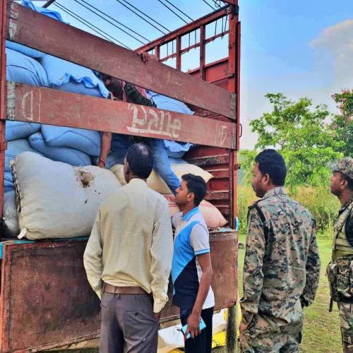 खूंटी पुलिस का बड़ा एक्शन: डोडा से लदा यूपी नंबर का ट्रक जब्त, चार तस्कर फरार
