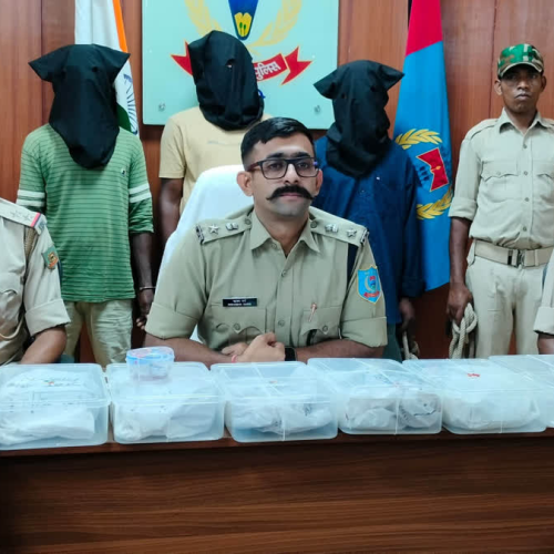 खूंटी डबल मर्डर केस का खुलासा: पत्नी की निगरानी की जिम्मेदारी बनी हत्या की वजह, प्रेमी जोड़े की टांगी से की गई थी निर्मम हत्या