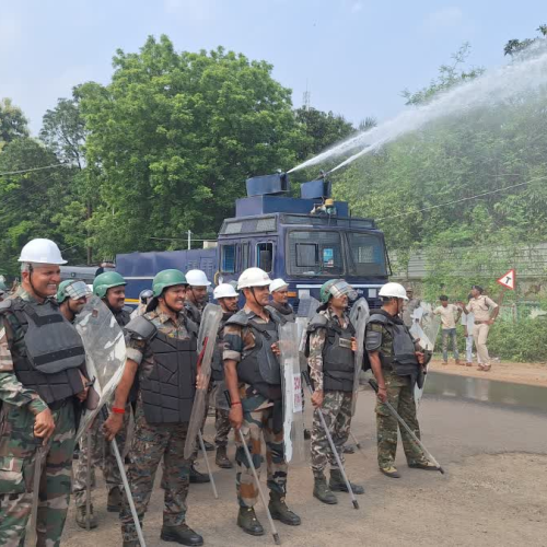 मुहर्रम को लेकर प्रशासन अलर्ट, डीजे पर प्रतिबंध; धनबाद–बोकारो–पाकुड़ में सुरक्षा के कड़े इंतजाम