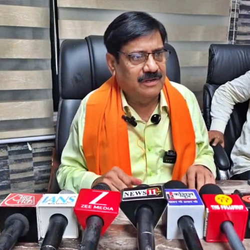 पैसे मांगने के आरोपों पर विधायक सतेंद्र नाथ तिवारी का पलटवार, बोले- ‘एक चाय पिलाने का भी आरोप साबित नहीं कर सकता कोई’