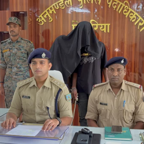चतरा में अफीम तस्करी पर पुलिस की बड़ी कार्रवाई, 709 ग्राम अफीम के साथ दो तस्कर गिरफ्तार