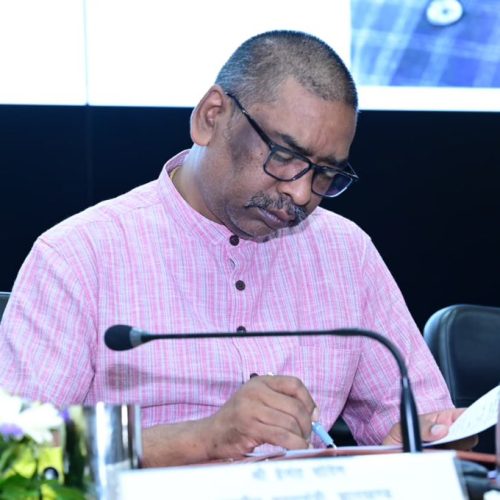 सहायक पुलिस कर्मियों की सेवा अवधि एक वर्ष के लिए बढ़ी, मुख्यमंत्री हेमन्त सोरेन ने दिया आदेश।