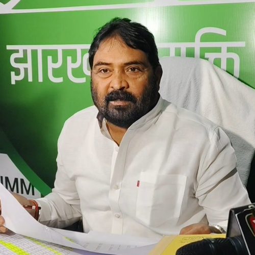 पिछले दरवाजे से अड़ंगा डाल कर युवाओं को गुमराह करने की भाजपा की साजिश बेनकाब हो चुकी है: बिनोद पाण्डेय।