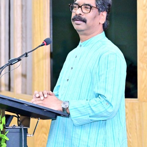 भीषण गर्मी को लेकर मुख्यमंत्री हेमंत सोरेन सख्त, पूरे राज्य में पेयजल व्यवस्था सुनिश्चित करने का निर्देश