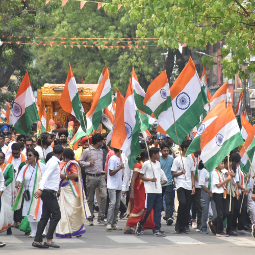 जमशेदपुर में निकली अखंड तिरंगा यात्रा, वीर शहीदों को दी गई भावभीनी श्रद्धांजलि