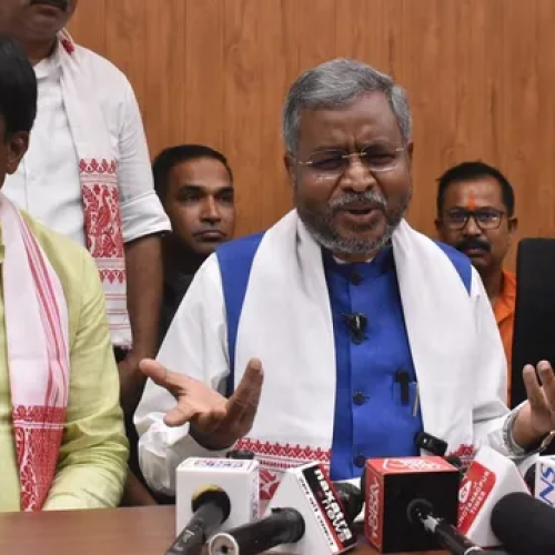 “काफिला घटाया तो माफिया गिरा देगा” — पीएम मोदी की अपील पर पीछे हटे धनबाद सांसद Dhullu Mahato
