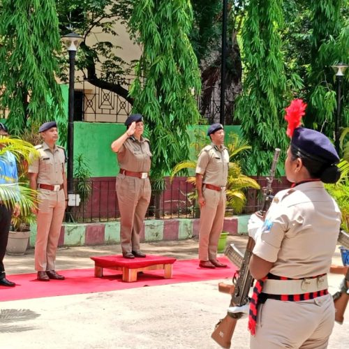 लातेहार पहुंचीं डीजीपी तदाशा मिश्रा, नक्सलियों से आत्मसमर्पण की अपील