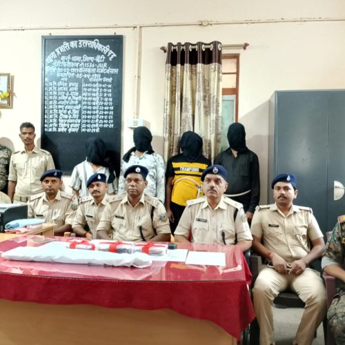 कु्ल्हुटू टोटो शोरूम में हुए डकैती मामले में पुलिस ने चार अपराधीयों को पकड़कर भेजा जेल।