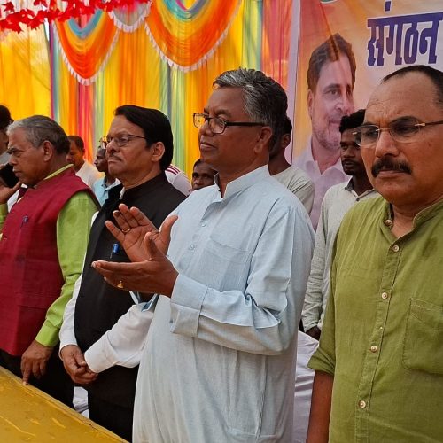 खूंटी में कांग्रेस की सियासी हलचल तेज, संगठन सुदृढ़ करने को हुई अहम बैठक