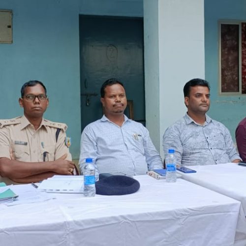 दुर्गा पूजा को लेकर खूंटी जिले के विभिन्न थाना क्षेत्रों में शांति समिति की बैठकें संपन्न।