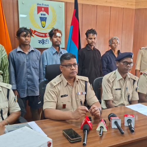 पुलिस टीम पर हमला मामले में बड़ी कार्रवाई, महिला सहित 6 गिरफ्तार।