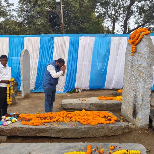 मरांग गोमके जयपाल सिंह मुंडा की 123वीं जयंती पर टकरा में श्रद्धांजलि, तोरपा विधायक सुदीप गुड़िया ने किया नमन