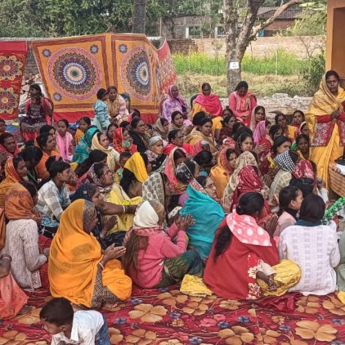 अम्मा पखना में श्रीराम भक्ति की गूंज, एकल की बहनों ने मनाया प्राण प्रतिष्ठा का द्वितीय वार्षिकोत्सव