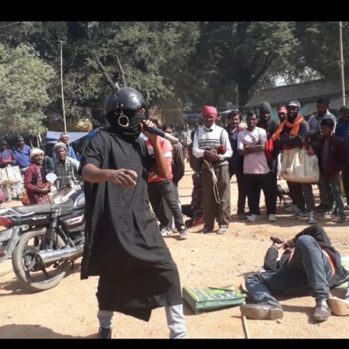 नुक्कड़ नाटक के माध्यम से सड़क सुरक्षा को लेकर व्यापक जन-जागरूकता अभियान