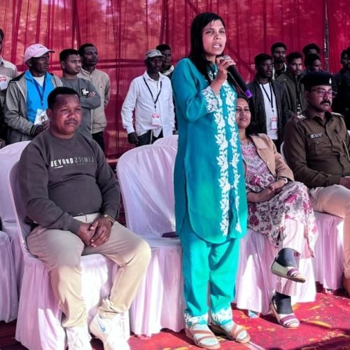टुसु मेला में पुलिस का जागरूकता अभियान, अफीम की अवैध खेती के खिलाफ ग्रामीणों से सहयोग की अपील