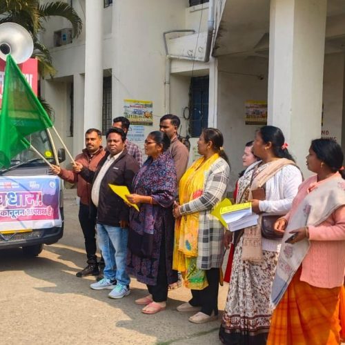 विधायक रामसूर्या मुंडा ने बाल विवाह मुक्त रथ को दिखाई हरी झंडी, खूंटी को बाल विवाह मुक्त बनाने का लिया संकल्प