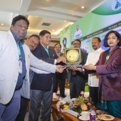 खूंटी जिला परिवहन कार्यालय को राज्य में द्वितीय स्थान, मंत्री ने किया सम्मानित