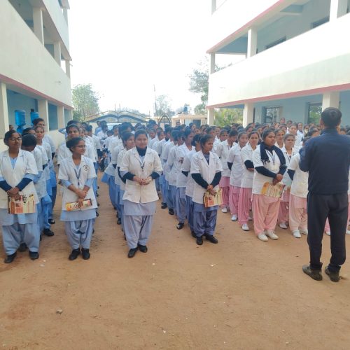 सड़क दुर्घटना पीड़ित की सहायता करने पर ₹25,000 का प्रोत्साहन पुरस्कार