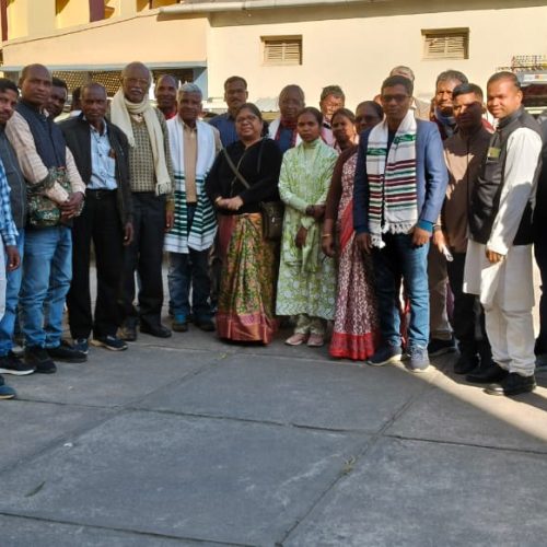 “बाहरी लोगों को बसाने की साजिश, चुनाव के जरिए आदिवासी अधिकारों पर हमला : परिषद”