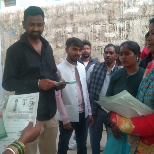 खूंटी नगर पंचायत अध्यक्ष पद के लिए सोनम बागे का जनसंपर्क अभियान तेज