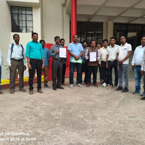 पड़हा राजा सोमा मुंडा हत्याकांड की उच्चस्तरीय जांच की मांग, आदिवासी समन्वय समिति ने सरकार को सौंपा स्मार पत्र
