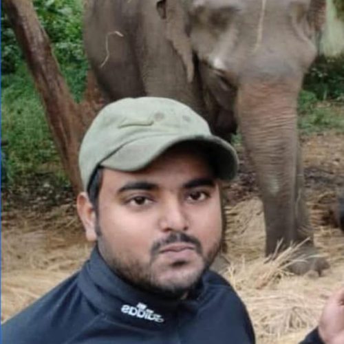 सोनाहातू में वज्रपात की चपेट में आने से फॉरेस्ट गार्ड की मौत, ड्राइवर समेत दो घायल