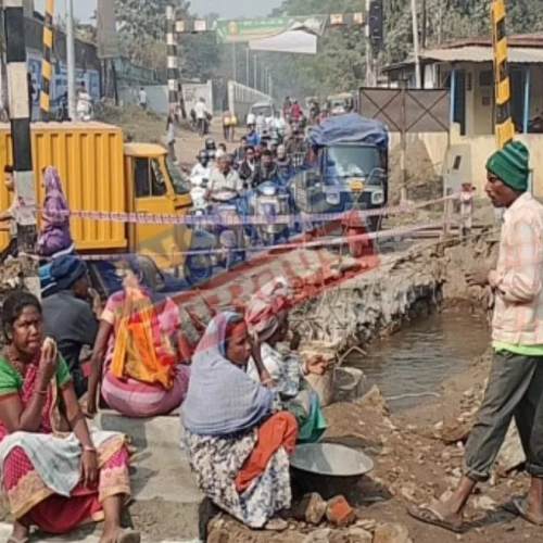 जमशेदपुर में बिना सूचना सड़क खोदी, 50 हजार की आबादी बेहाल