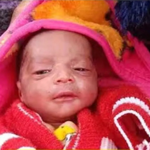 धनबाद के SNMCH अस्पताल से चोरी हुआ नवजात बरामद, 1.5 लाख में बेचने की थी साजिश; 4 आरोपी हिरासत में