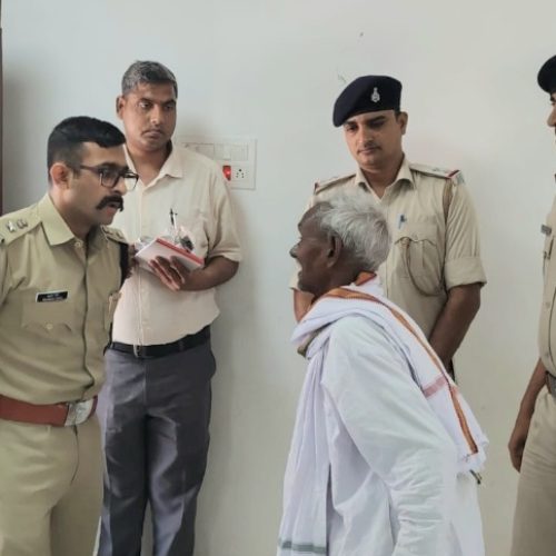 उलिहातु में भगवान बिरसा मुंडा को श्रद्धांजलि, सायको थाना का औचक निरीक्षण—एसपी ऋषभ गर्ग ने व्यवस्थाओं का लिया जायजा