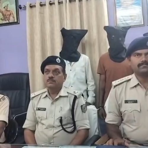 तीन बाइक चोर गिरफ्तार, चोरी की मोटरसाइकिल बरामद