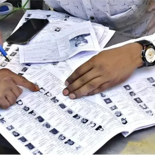 Jharkhand Voter List Download: झारखंड में वोटर लिस्ट पैतृक मैपिंग में तेजी लाने के निर्देश