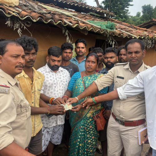 हाथी के आतंक से मां-बेटे की मौत, गांव में मातम