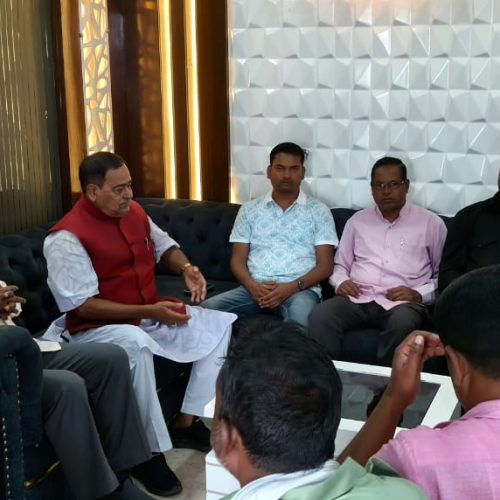 सांसद कालीचरण मुंडा ने सिमडेगा में लिया जमीनी हालात का जायजा, वन प्रमंडल पदाधिकारी और सिविल सर्जन से की अलग-अलग बैठकें